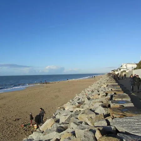 Gite A 5mn De Granville * Longueville
